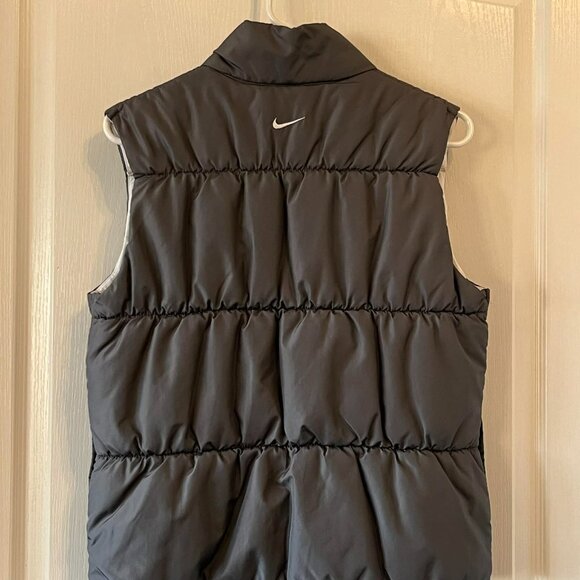 Vintage Nike Grey Puffer Vest Women's size Small (4-6) - Picture 2 of 7